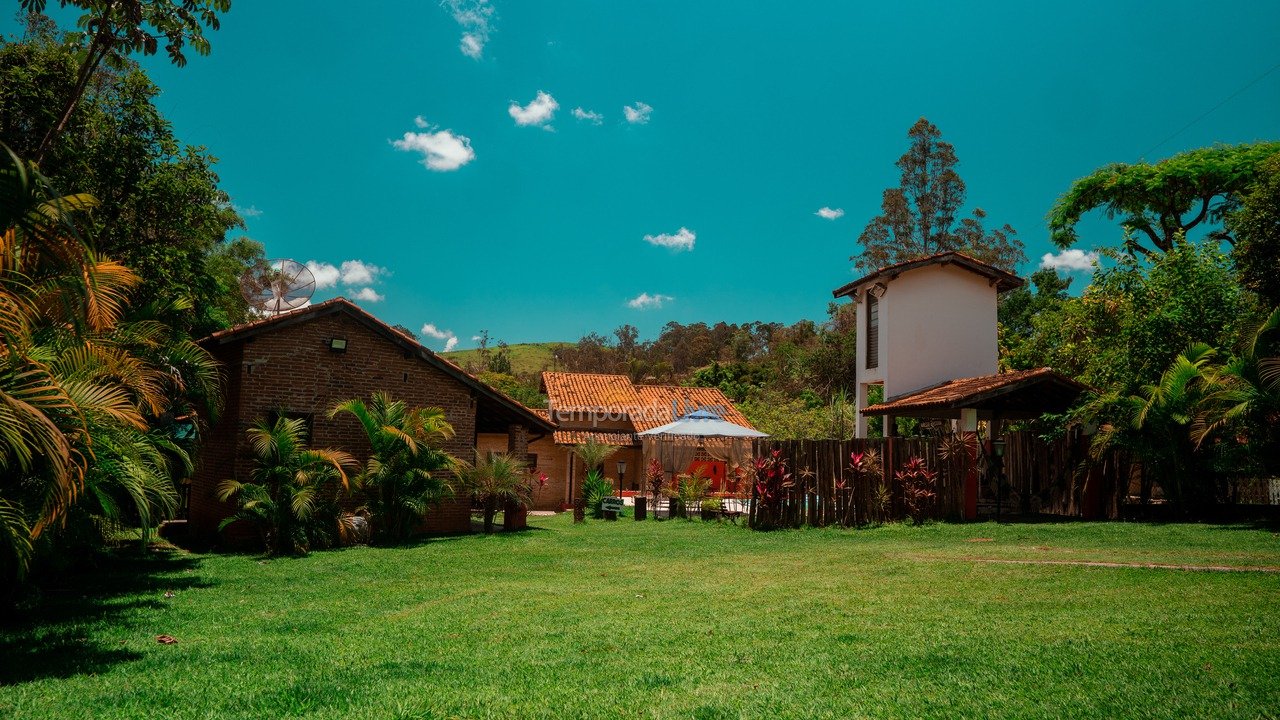 Ranch for vacation rental in Guaratinguetá (Paiol)