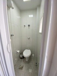 Banheiro 2 com chuveiro