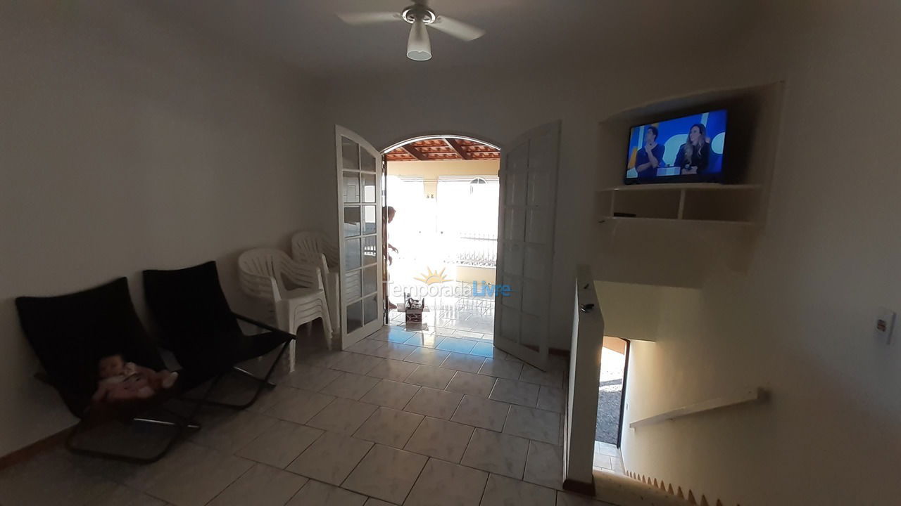 Apartamento para aluguel de temporada em Itapoá (Barra do Saí)