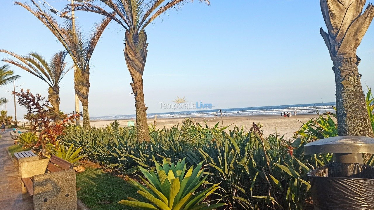 Casa para alquiler de vacaciones em Praia Grande (Jardim Real)
