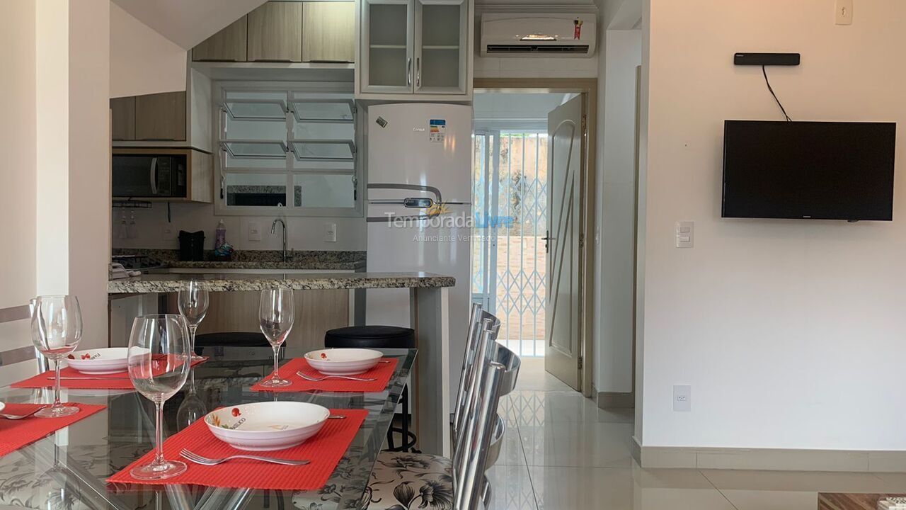 Apartamento para aluguel de temporada em Florianópolis (Ponta das Canas)