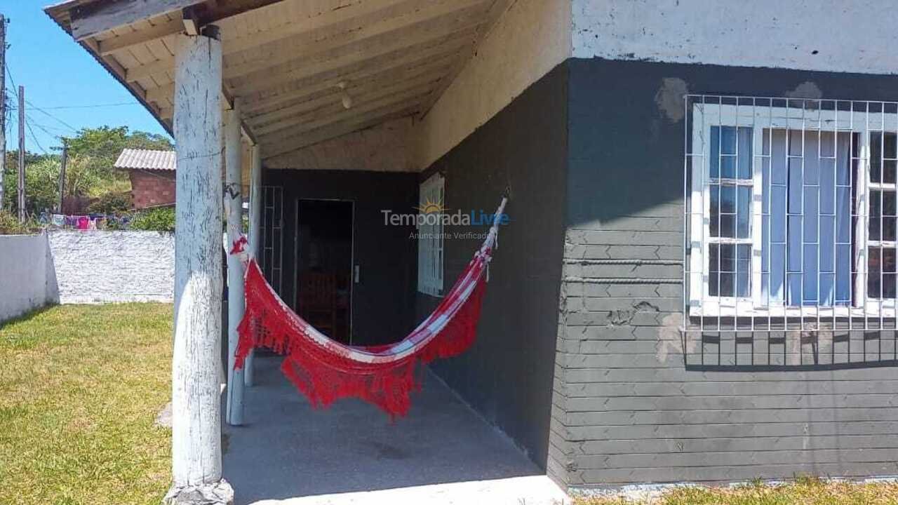 Casa para alquiler de vacaciones em Imbituba (Vila Nova)