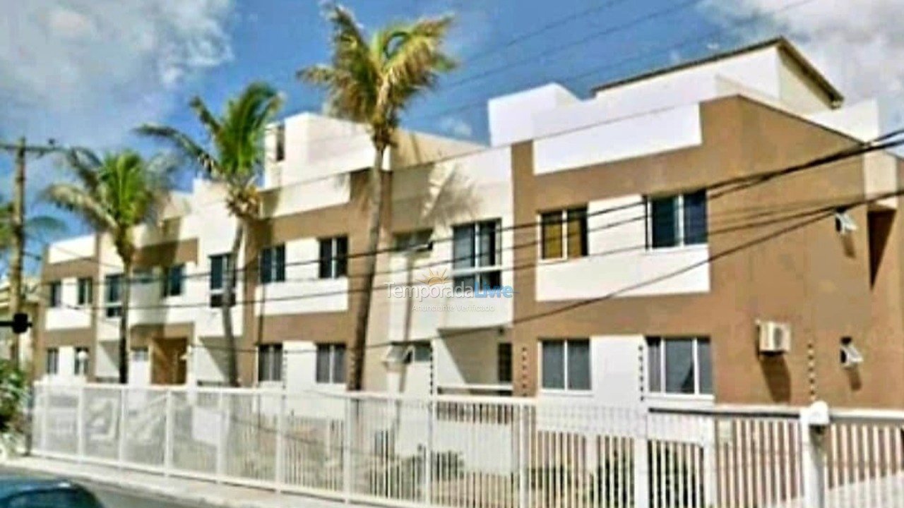 Apartamento para aluguel de temporada em Lauro de Freitas (Praia de Ipitanga)