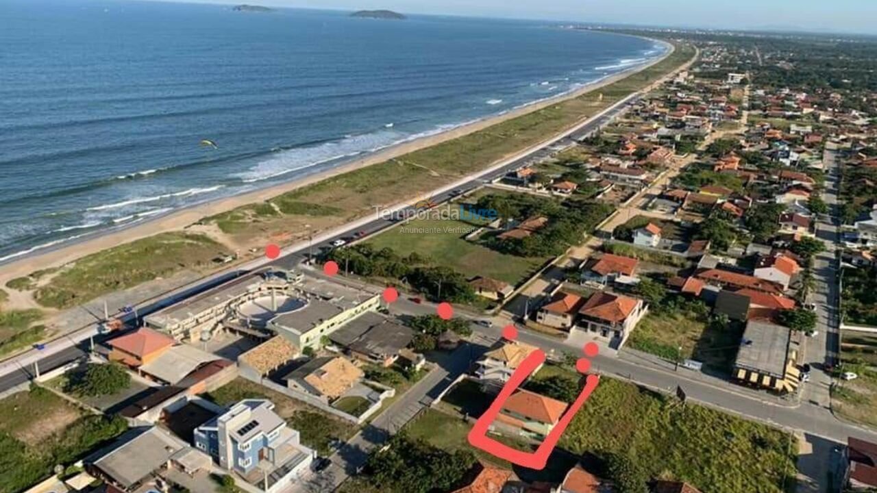 Casa para aluguel de temporada em São Francisco do Sul (Praia do Ervino)
