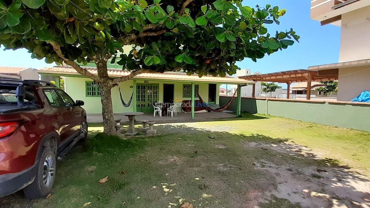 House for vacation rental in São Francisco do Sul (Praia do Ervino)