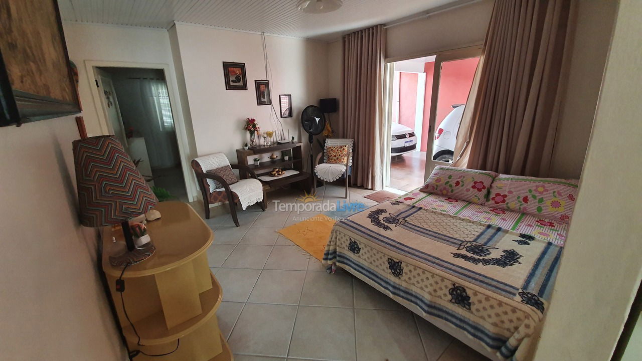 Casa para alquiler de vacaciones em Torres (Centro)