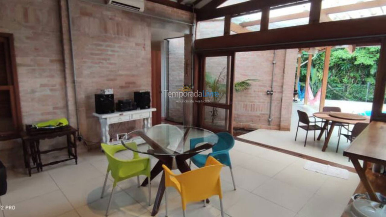Casa para alquiler de vacaciones em Bertioga (Praia de Guaratuba)