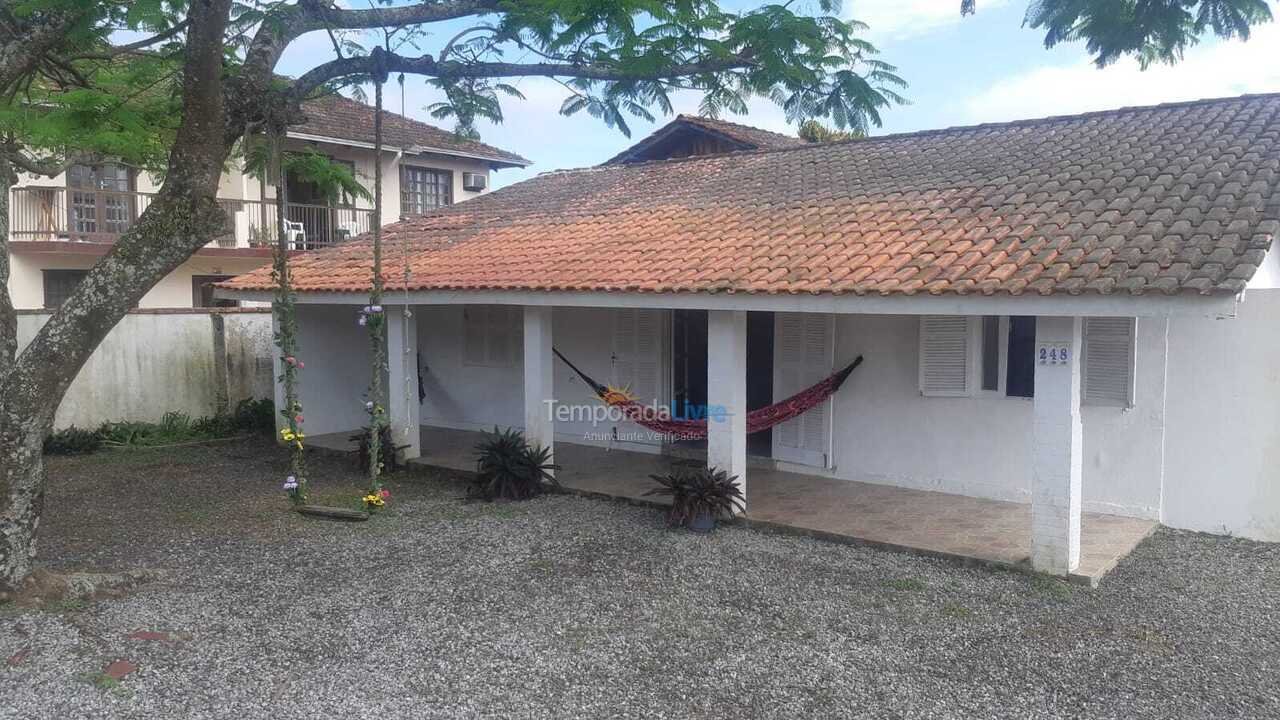 House for vacation rental in São Francisco do Sul (Ubatuba)