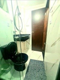 Banheiro em marmorato de alto padrão