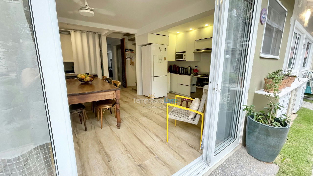House for vacation rental in Florianópolis (Jurere Tradicional)