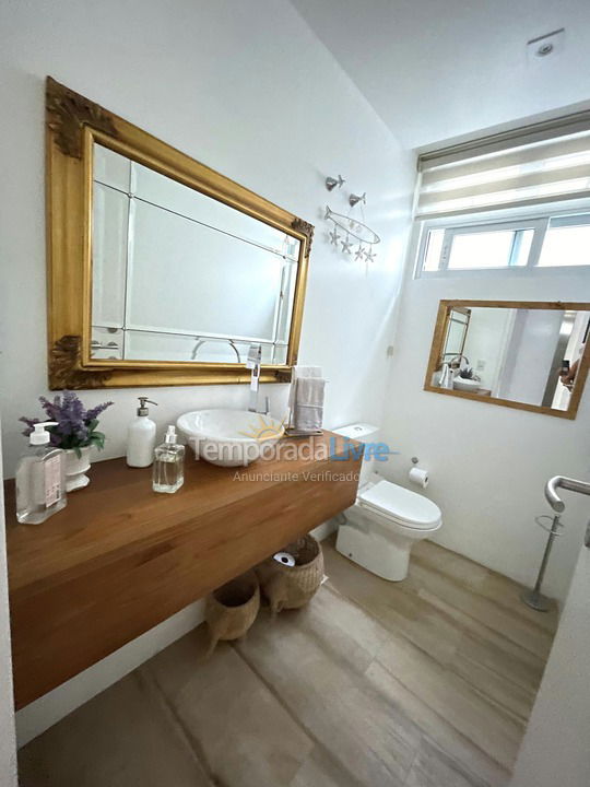 House for vacation rental in Florianópolis (Jurere Tradicional)