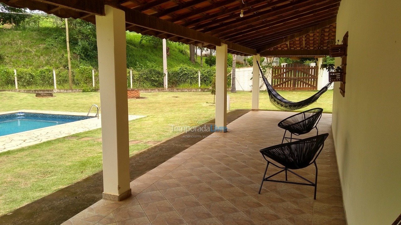 Chácara / sítio para aluguel de temporada em Socorro (Barão de Ibitinga)