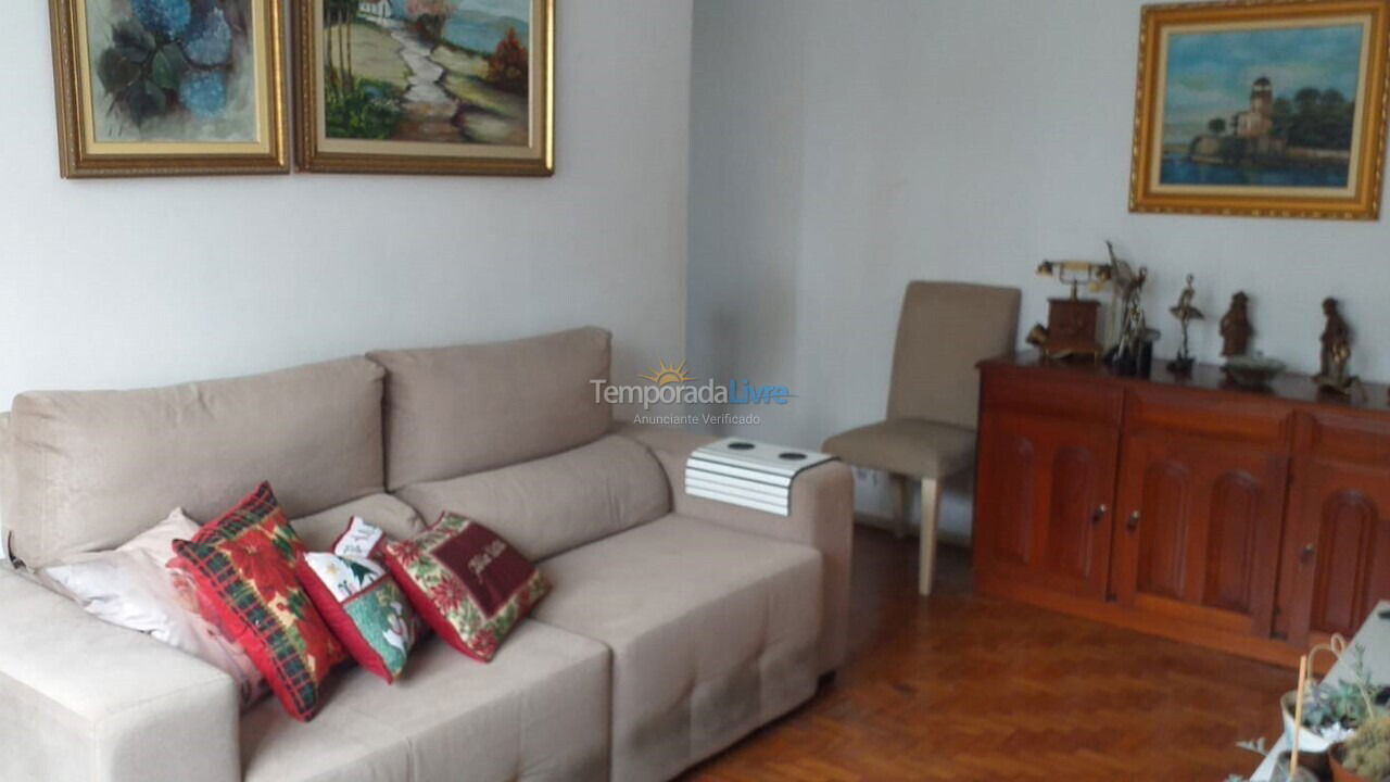 Apartment for vacation rental in Guarujá (Astúrias)