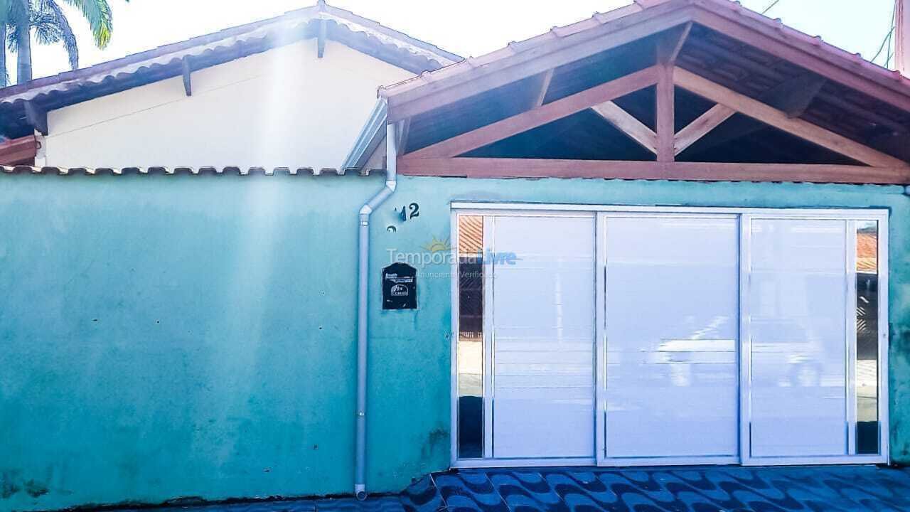 Casa para aluguel de temporada em Praia Grande (Jd Imperador)