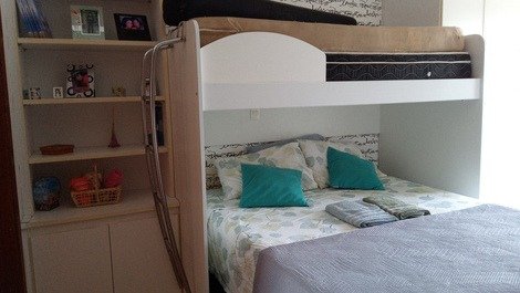 Suite 1 com ar condicionado e cama queen