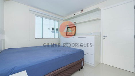 3 bedroom penthouse 50m from Canto Grande beach (outside sea)