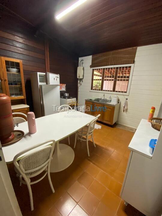 Casa para alquiler de vacaciones em Itatiaia (Maringá)