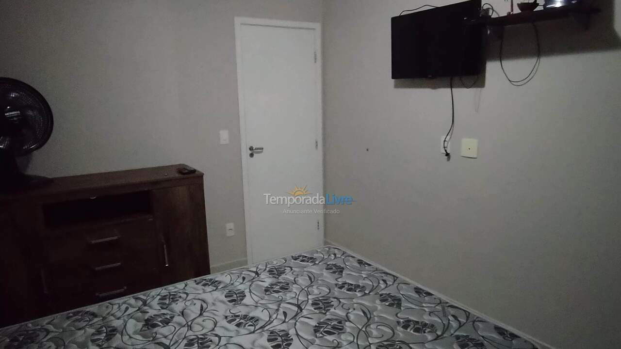 Apartamento para aluguel de temporada em Praia Grande (Guilhermina)