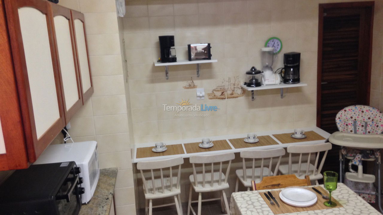 Apartamento para aluguel de temporada em Cabo Frio (Bragapraia Forte E Dunas)
