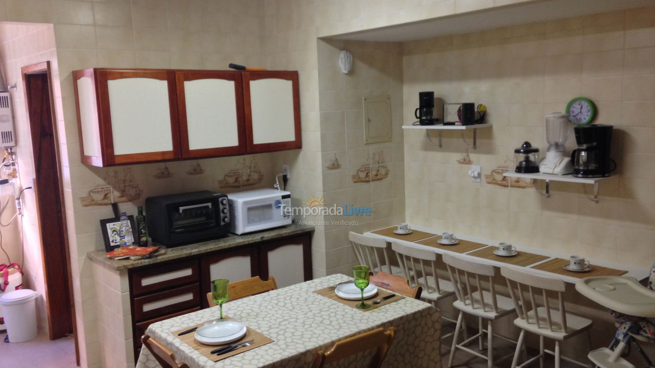 Apartamento para aluguel de temporada em Cabo Frio (Bragapraia Forte E Dunas)