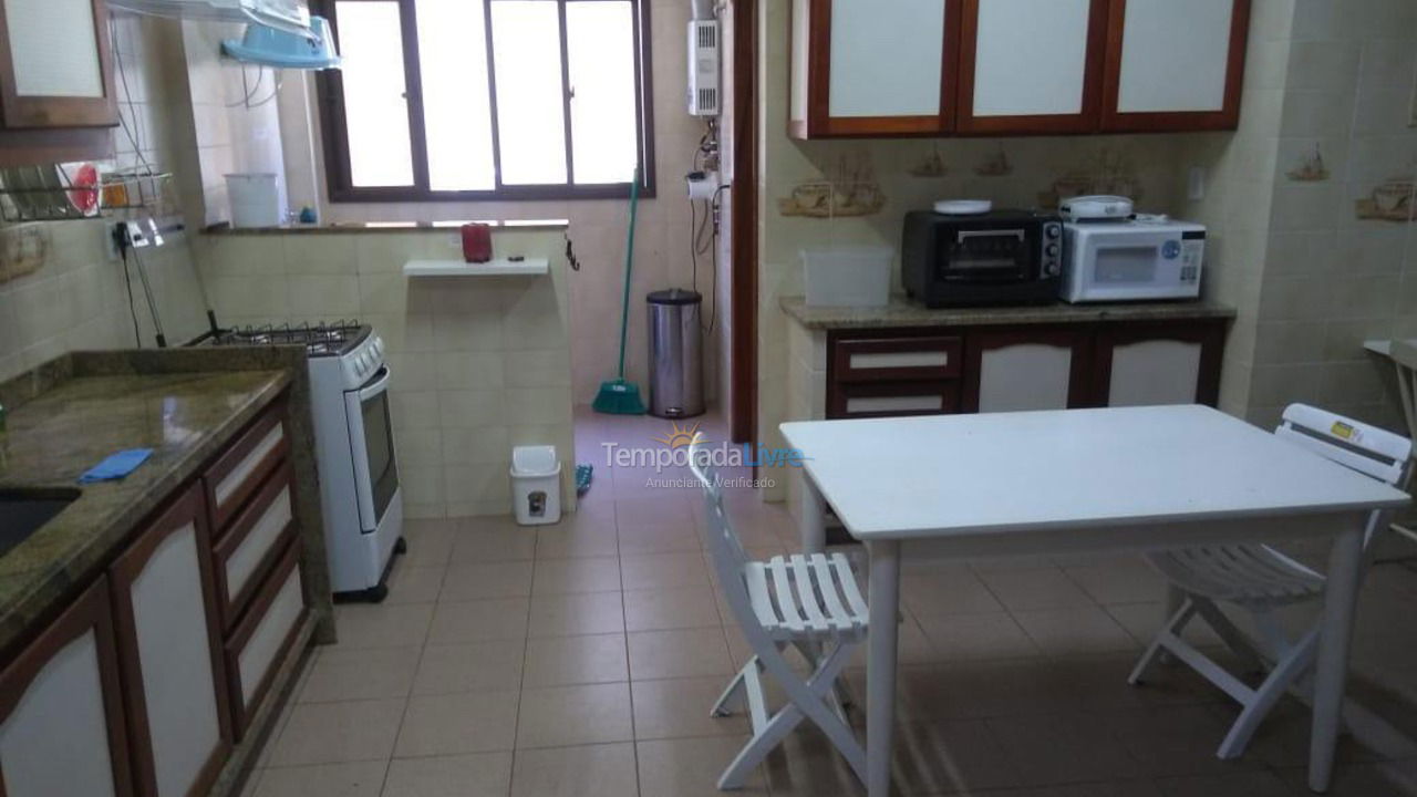 Apartamento para aluguel de temporada em Cabo Frio (Bragapraia Forte E Dunas)