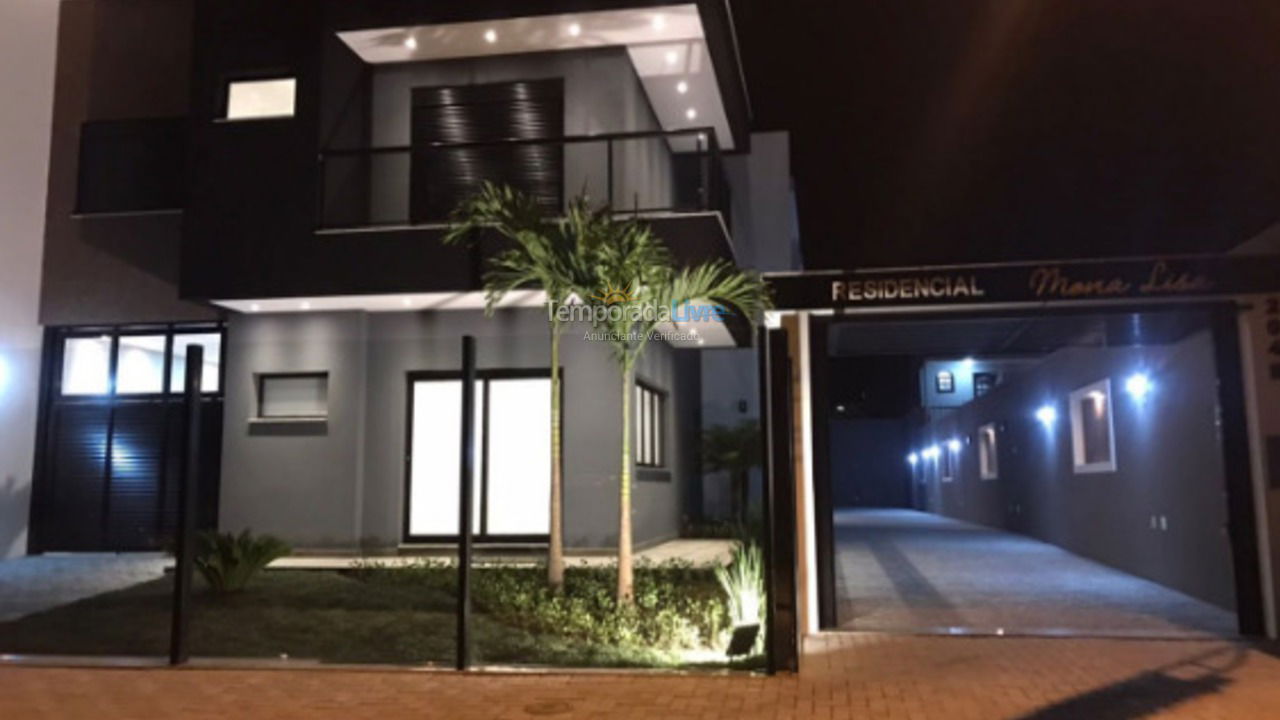 Casa para aluguel de temporada em Matinhos (Caiobá)