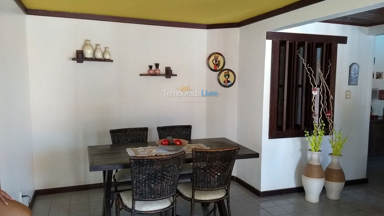 Casa para alquiler de vacaciones em Camaçari (Praia de Guarajuba)
