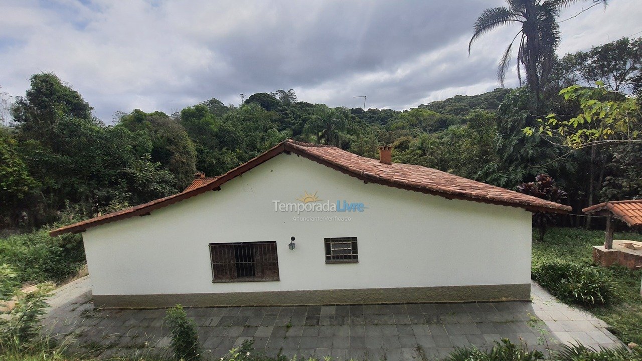Casa para aluguel de temporada em Suzano (Clube Dos Oficiais)
