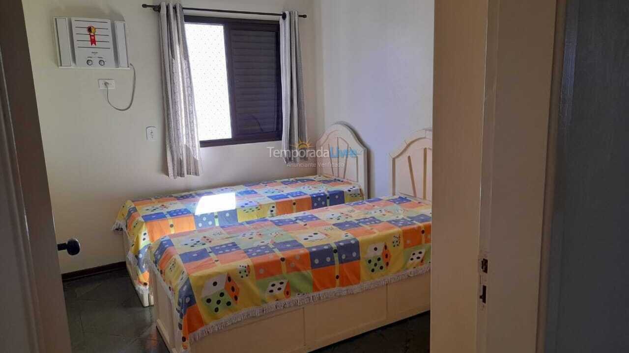 Apartment for vacation rental in São Paulo (Pitangueiras Guarujá)
