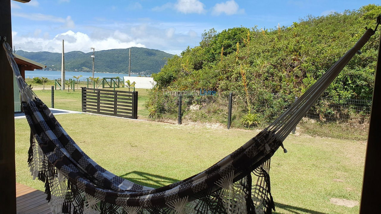 Casa para aluguel de temporada em Palhoça (Praia do Sonho)