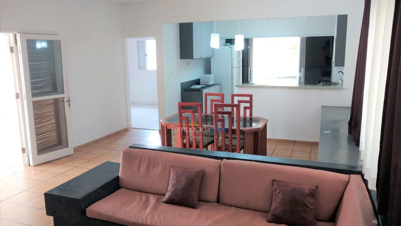 Casa para alquiler de vacaciones em Mongaguá (Jardim Praia Grande)