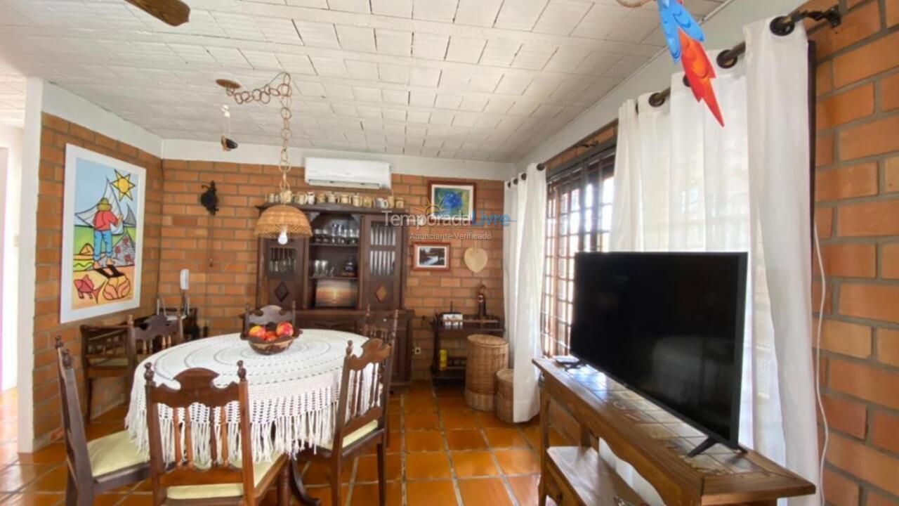House for vacation rental in Bombinhas (Morrinhos)