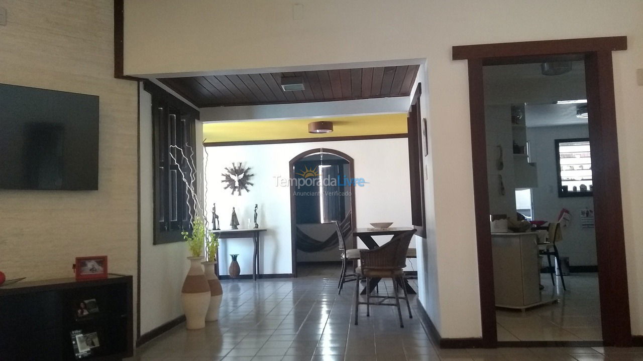 Casa para alquiler de vacaciones em Camaçari (Praia de Guarajuba)
