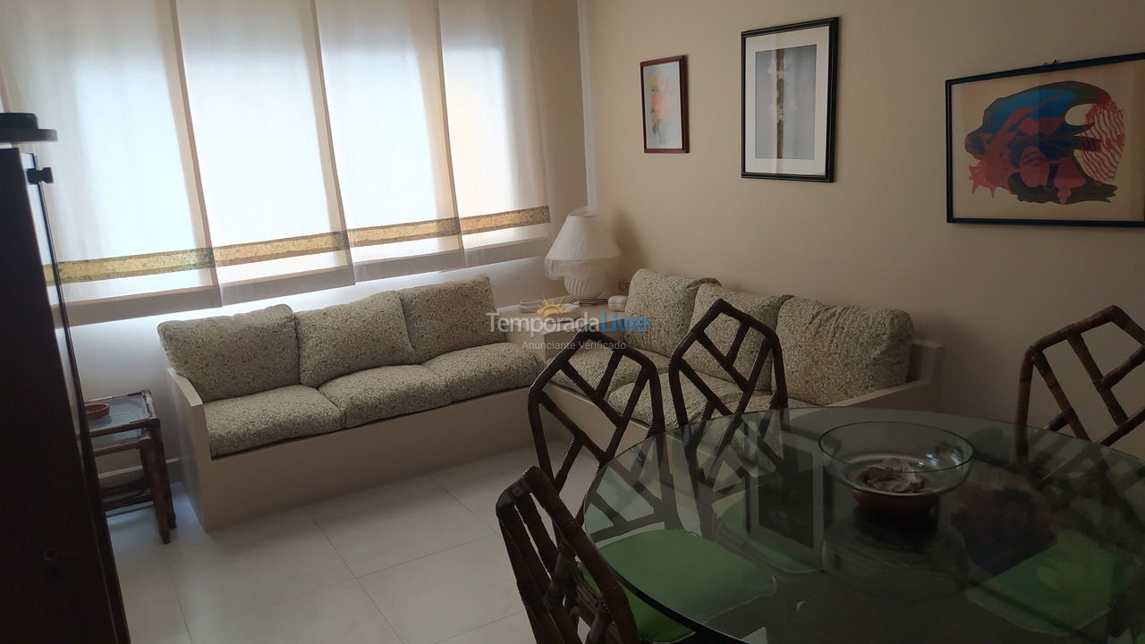 Apartment for vacation rental in Guarujá (Pitangueiras)