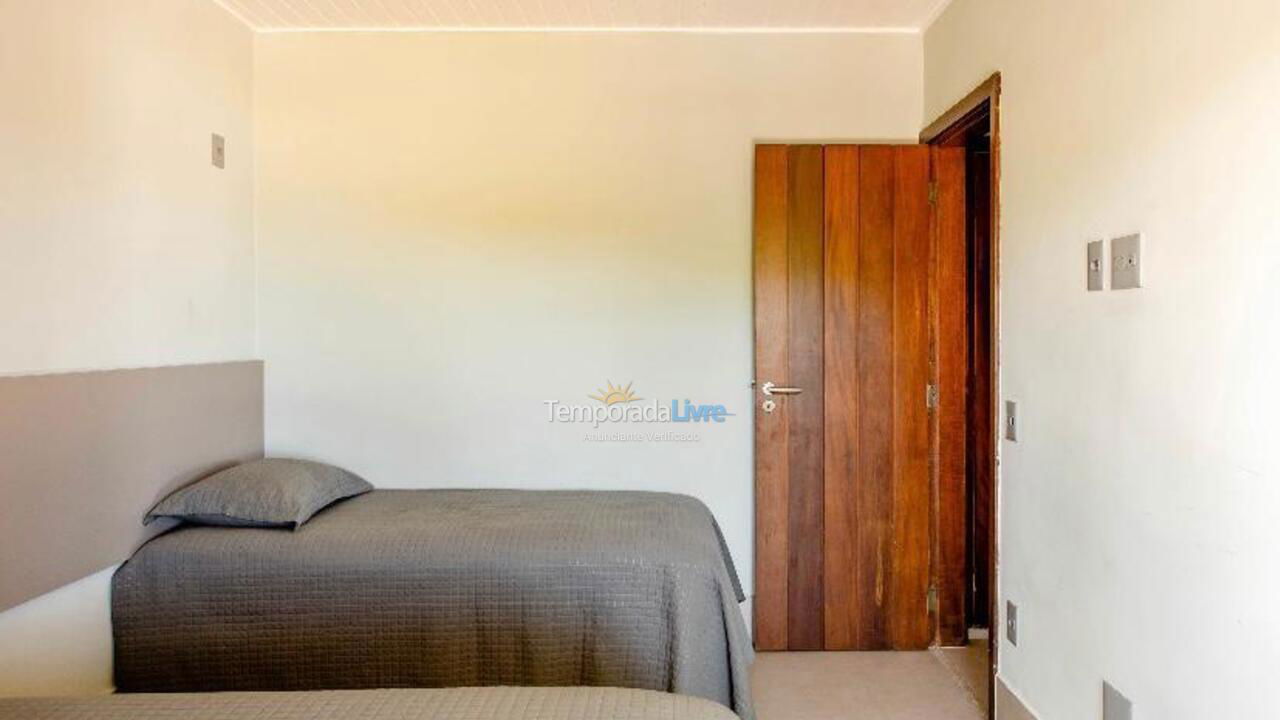 Apartamento para alquiler de vacaciones em São Sebastião (Praia da Baleia)