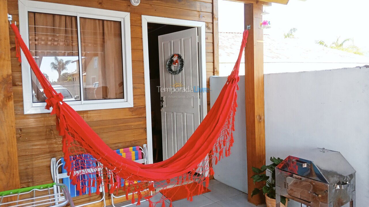 Casa para aluguel de temporada em Florianópolis (São João do Rio Vermelho)