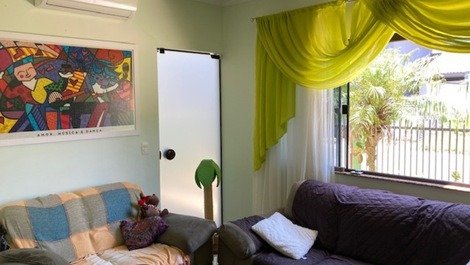 Excellent townhouse 1 suite plus 2 bedrooms with AC, Wi-FI, barbecue