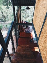 A escada do chalé de vidro