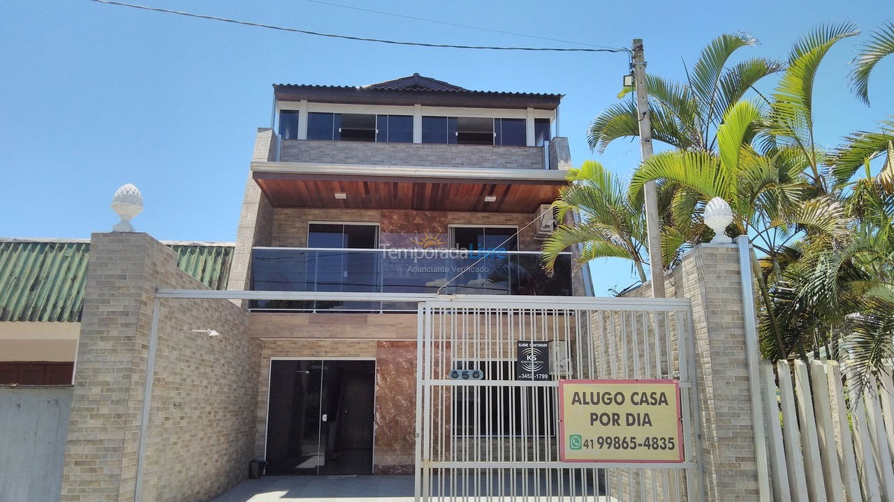 Casa para alquiler de vacaciones em Matinhos (Caiobá)