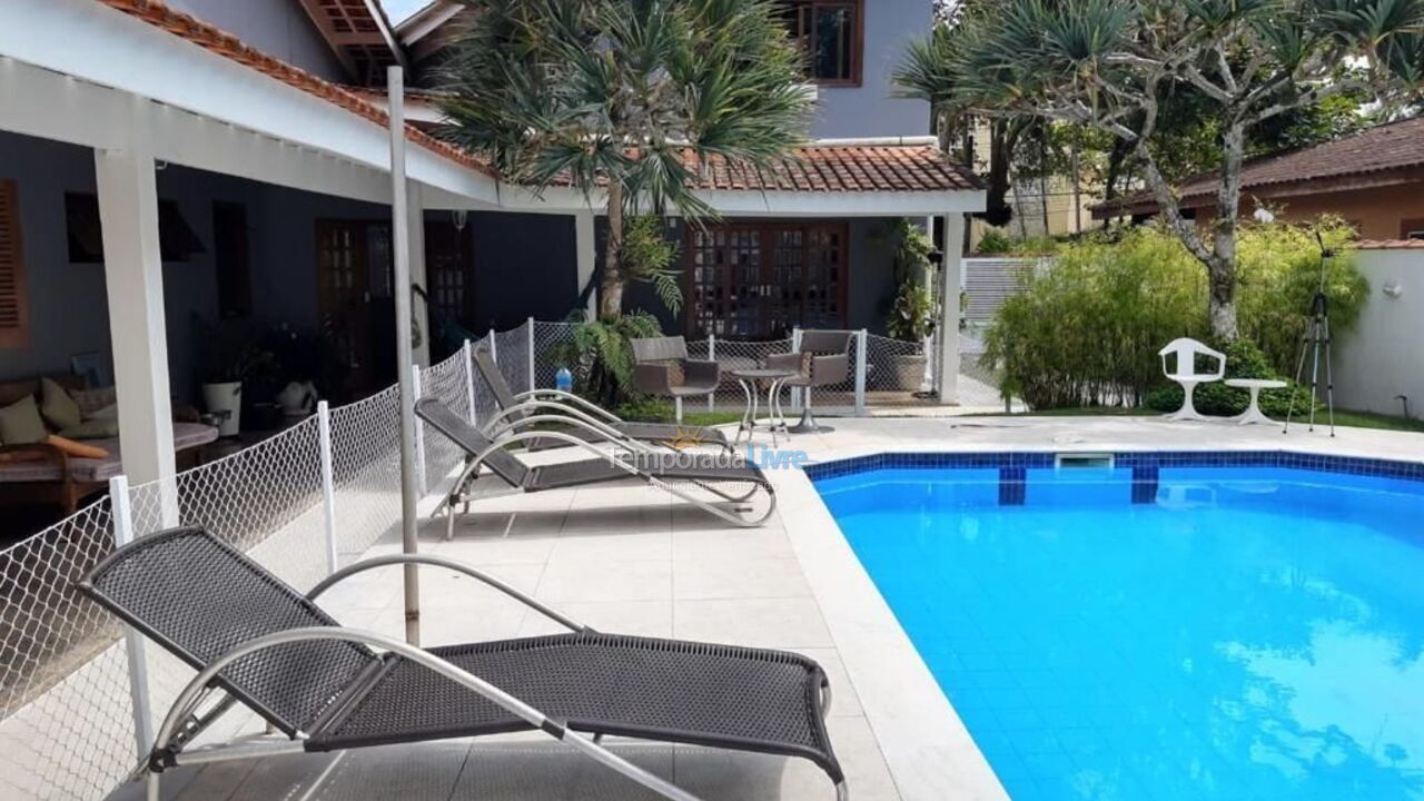 Casa para aluguel de temporada em Bertioga (Riviera de São Lourenço)