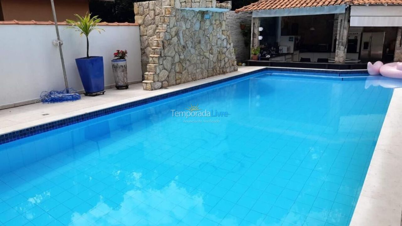 Casa para aluguel de temporada em Bertioga (Riviera de São Lourenço)