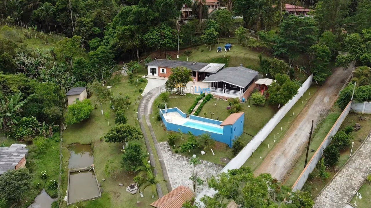 Granja para alquiler de vacaciones em Biritiba Mirim (Pomar do Carmo)