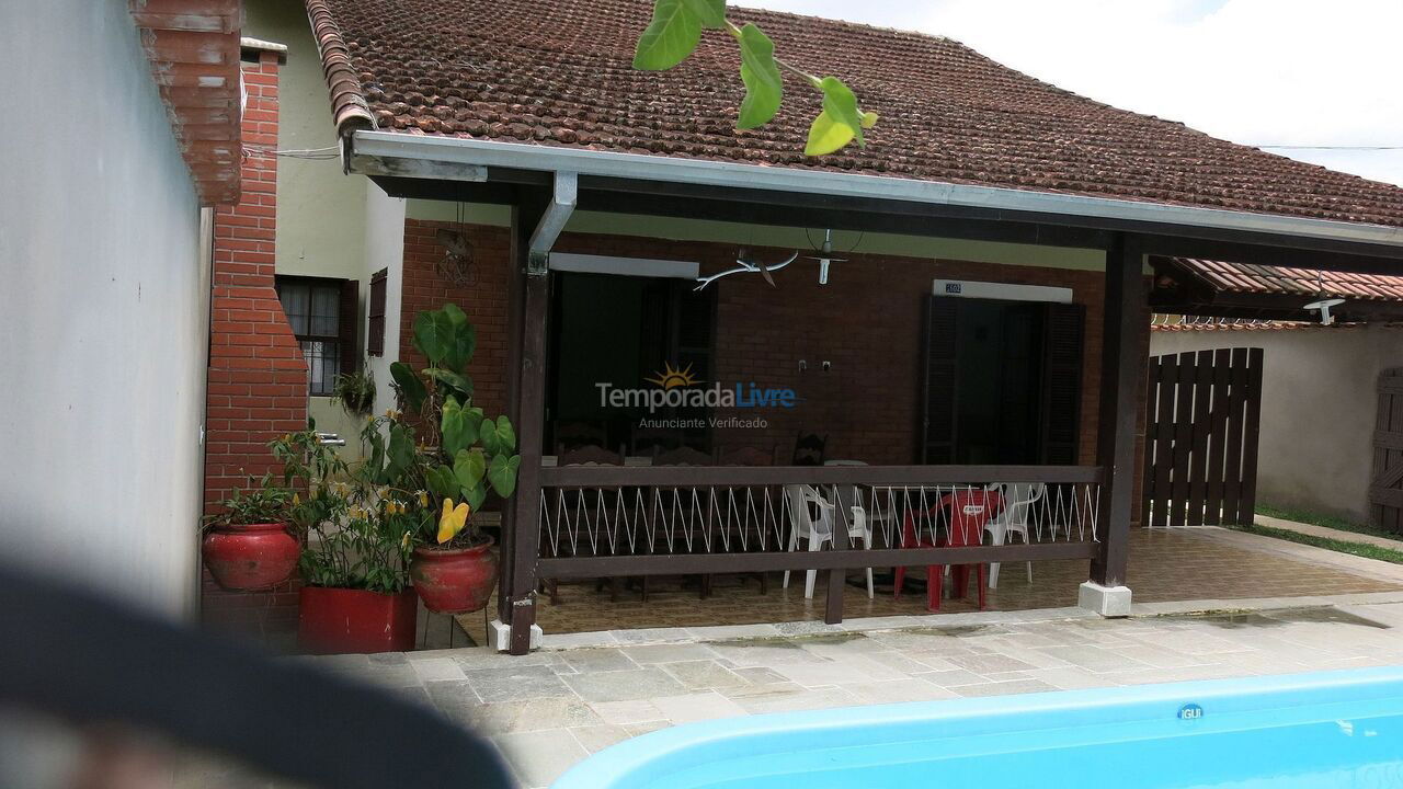 Casa para aluguel de temporada em Ubatuba (Maranduba)