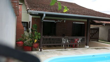 0052.00 - Maranduba - House - 5 Bedrooms - 12 Pers - 100M From the Sea...