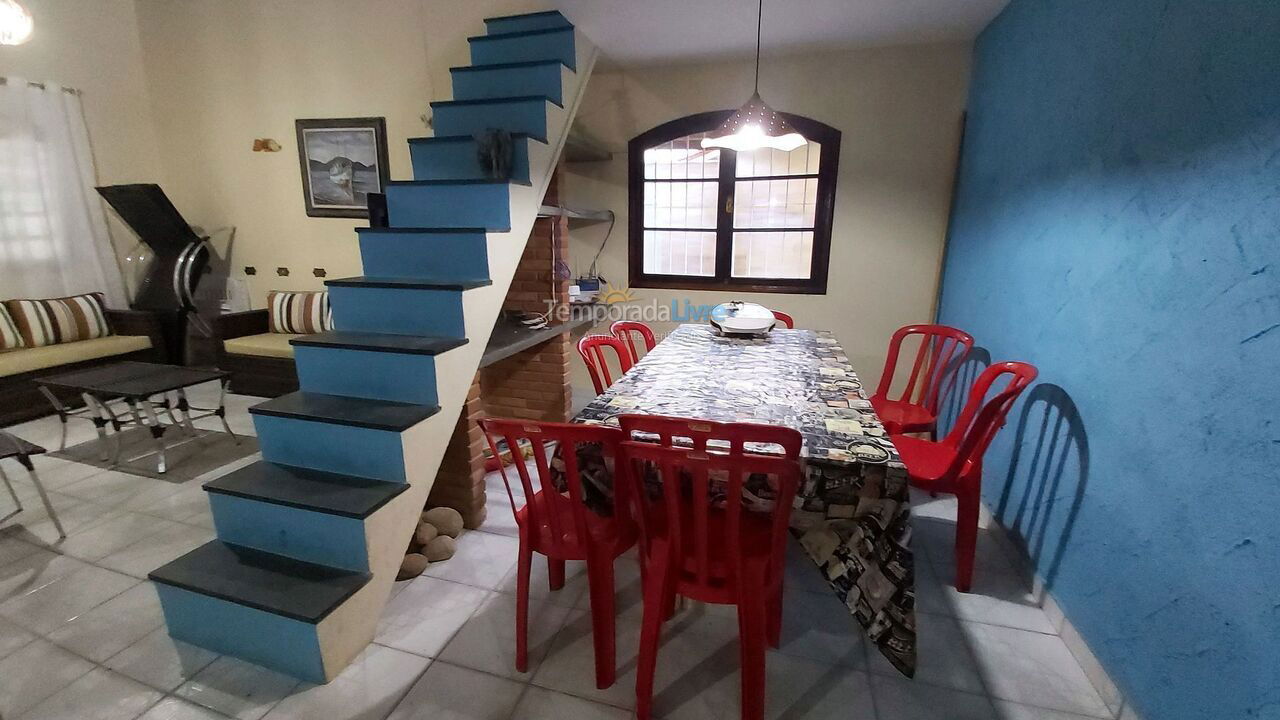 Casa para aluguel de temporada em Ubatuba (Maranduba)