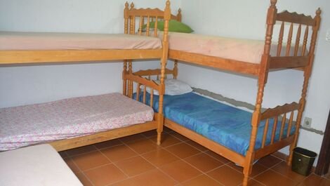 1141.00 - Casa - Praia Grande - Ubatuba - 4 Dormitórios - 16...
