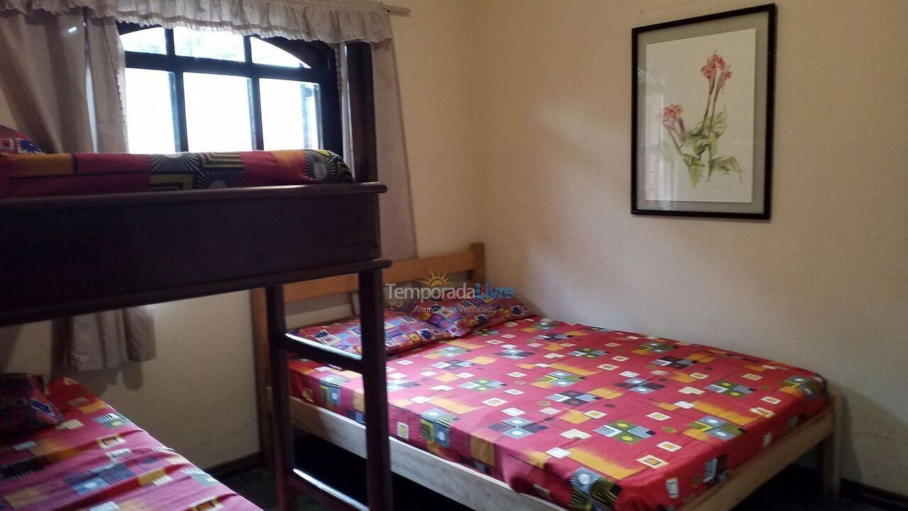 Apartamento para aluguel de temporada em Ubatuba (Maranduba)