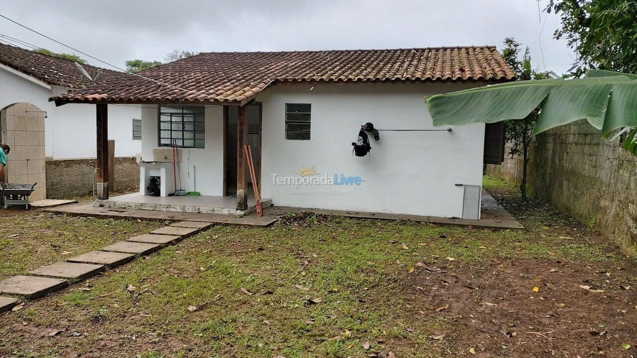 Casa para aluguel de temporada em Ubatuba (Maranduba)