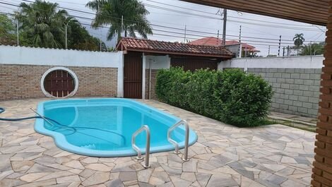0060.00 - Maranduba - House With Swimming Pool - 5 Bedrooms - 12 People - 60M From The Sea