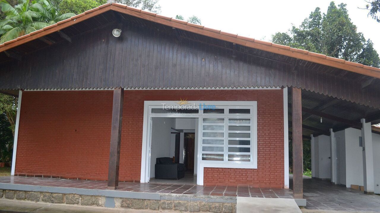 Casa para alquiler de vacaciones em Ubatuba (Maranduba)